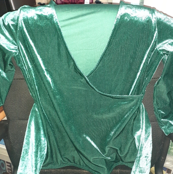 Express Tops - Express Green Blouse Size M